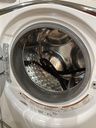 Whirlpool Used Set Natural Gas Set Washer/Dryer Front-load 27inches (White) 