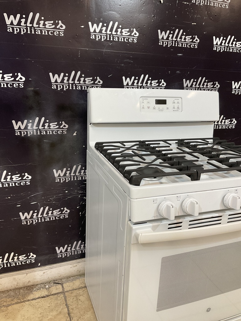 Ge Used Natural Gas Stove 30inches (white)