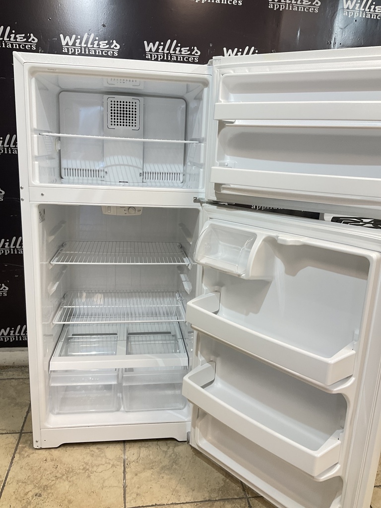 Hotpoint Used Refrigerator Top and Bottom 28x61 1/2” (White) 