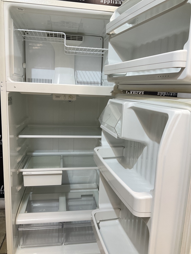 Hotpoint Refrigerator Top and Bottom 28x67 (Bisque) 