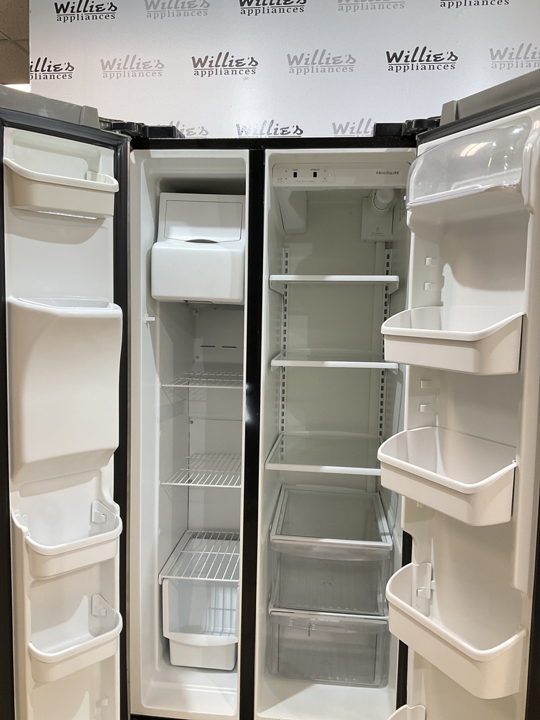 Ge Refrigerator Side by Side 33 1/2”x69 1/2” (Stainless Steel) 