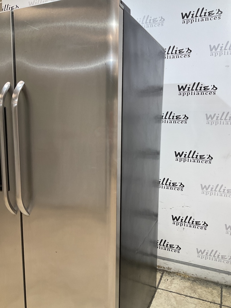 Frigidaire Refrigerator Side by Side 36x69 1/2” (Stainless Steel) 