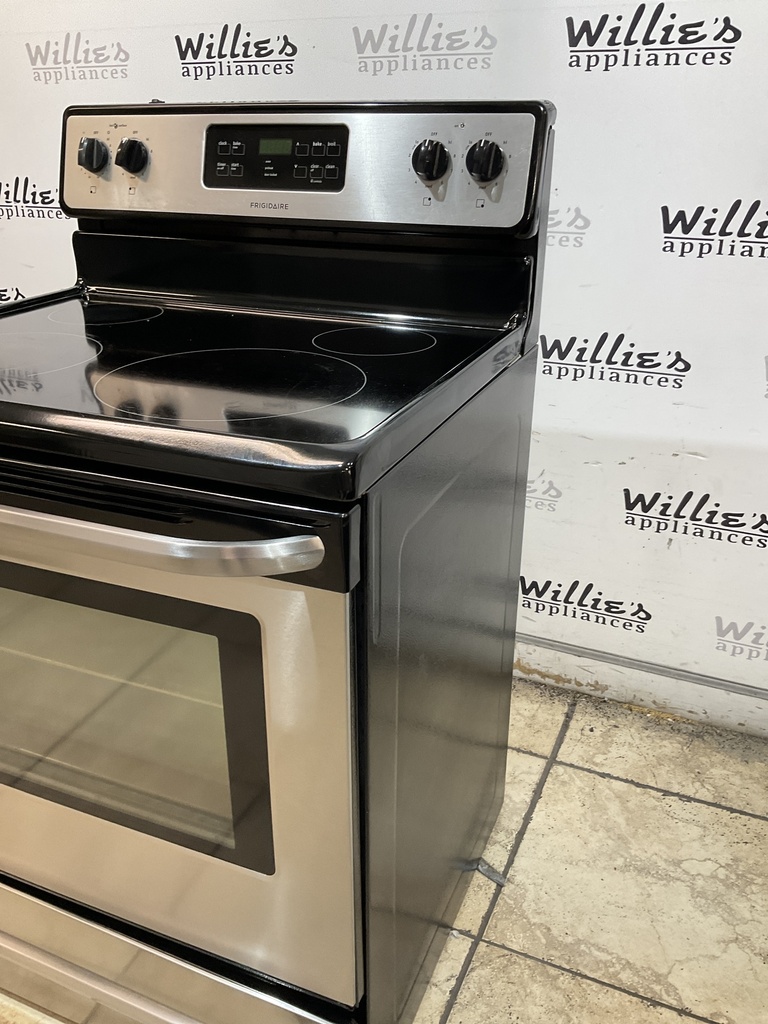 Frigidaire Electric Stove 220volts (40/50 AMP) 30inches {no cord}  (Stainless Steel) 