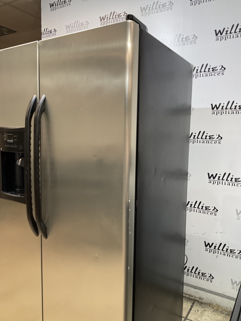 Ge Refrigerator Side by Side 36x69 1/2” (Stainless steel) 