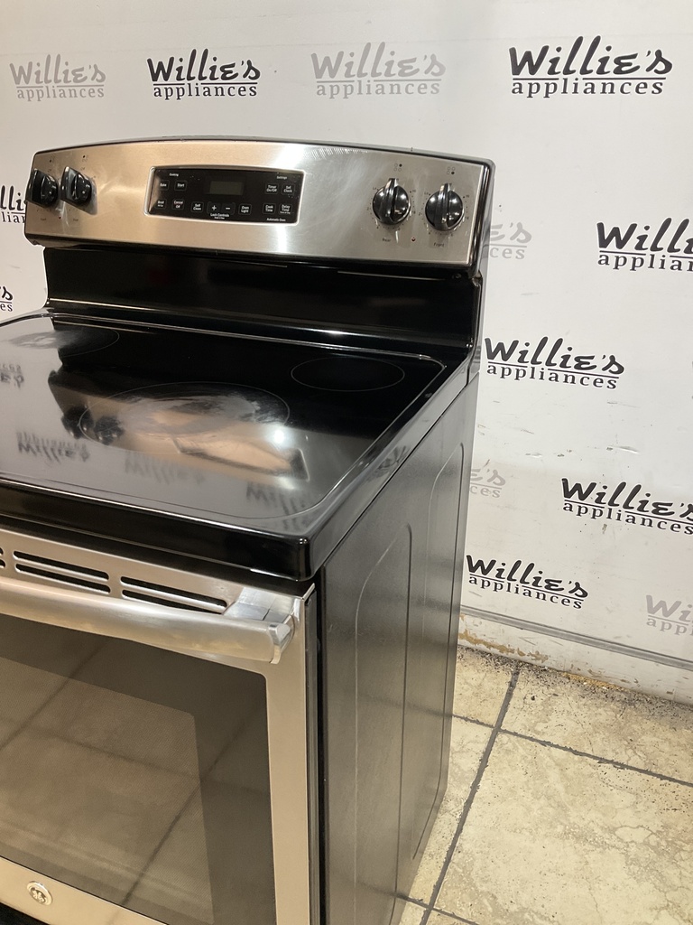 Ge Electric Stove 220volts (40/50 AMP) 30inches {3 prong} (stainless steel )