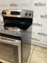 Ge Electric Stove 220volts (40/50 AMP) 30inches {3 prong} (stainless steel )