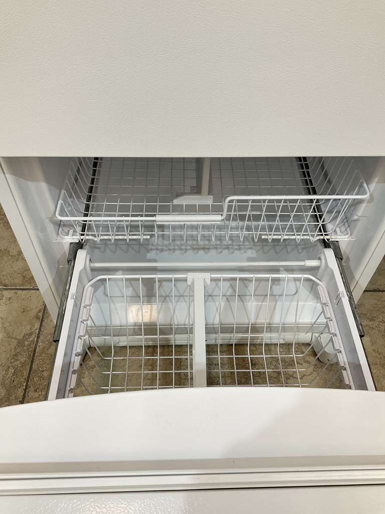 Whirlpool Refrigerator Top and Bottom Mount 30x67 (White) 
