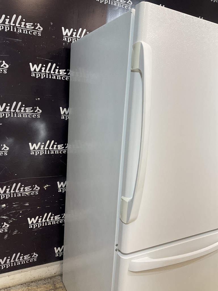 Whirlpool Refrigerator Top and Bottom Mount 30x67 (White) 
