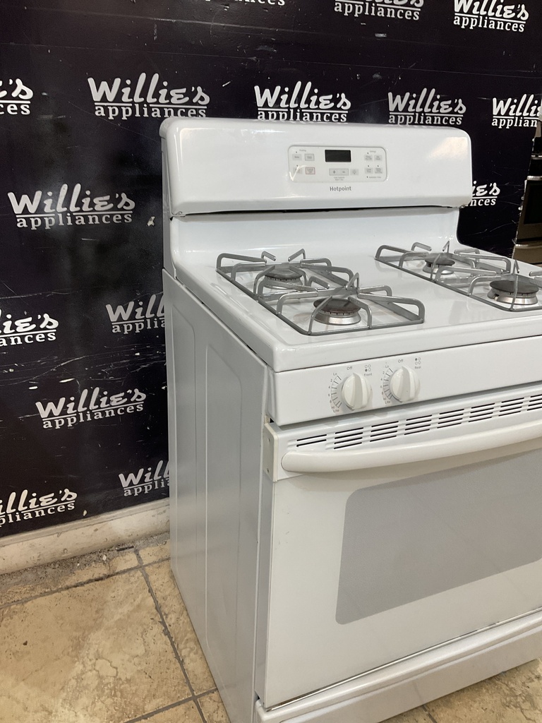 Hotpoint Used Natural Gas Stove 30inches (White) 