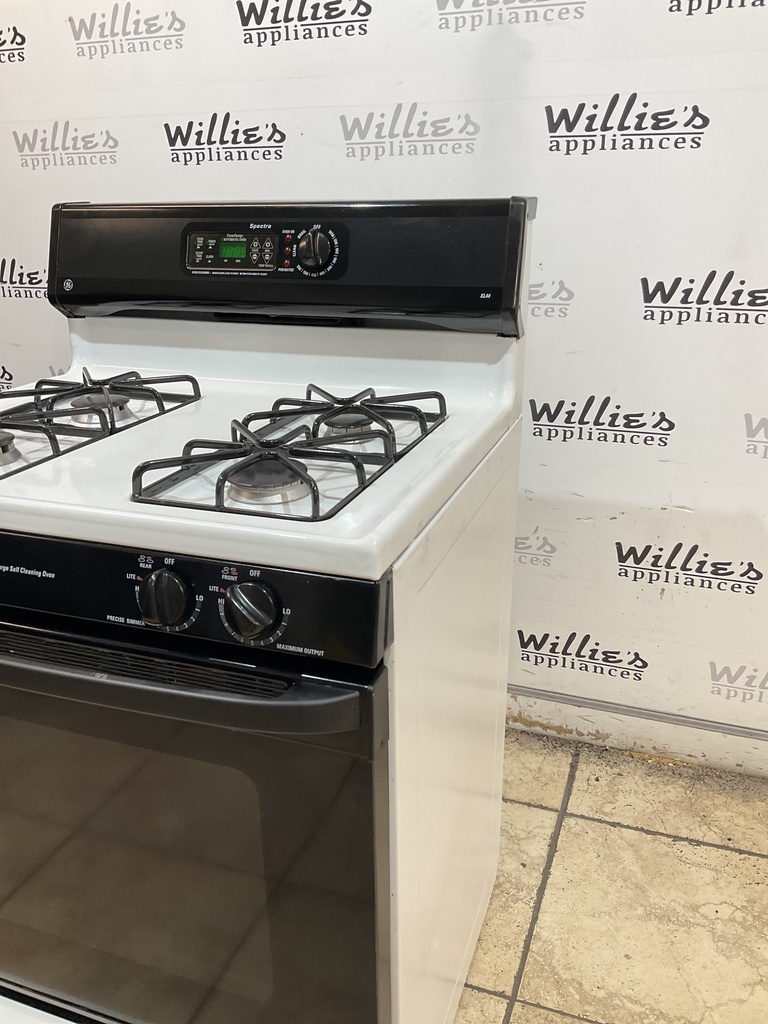 Ge Natural Gas Stove 30inches (White/Black)