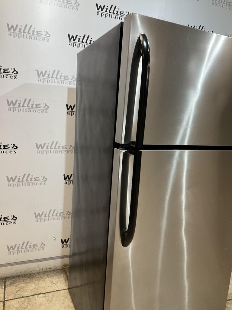 Frigidaire Refrigerator Top and Bottom 28 1/2” x 65” (stainless steel)