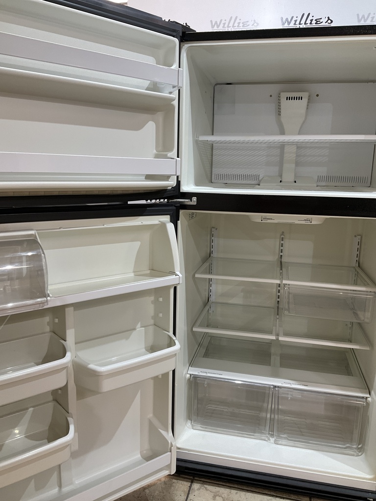 Whirlpool Refrigerator Top and Bottom 33 1/2” x 66 1/2” (black) 