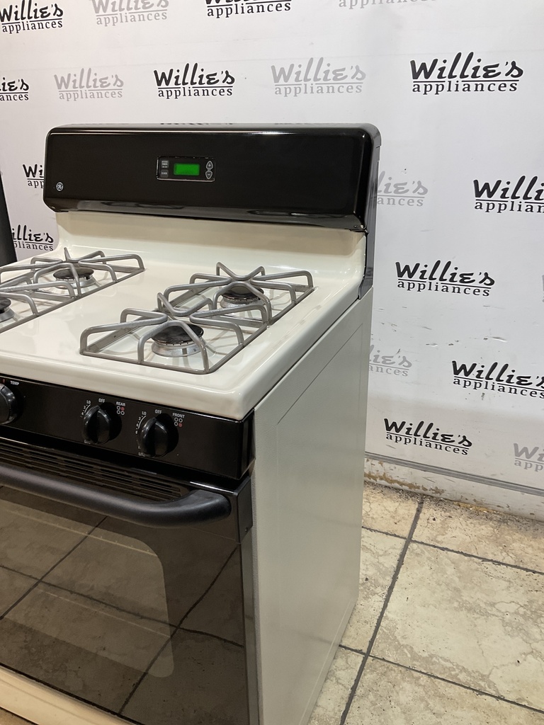 Ge Natural Gas Stove 30inches (Bisque/Black) 