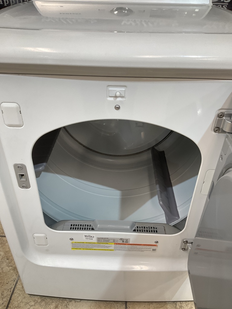 Samsung Electric Dryer 220volts (30 AMP) 27inches {3 prong} (White) 