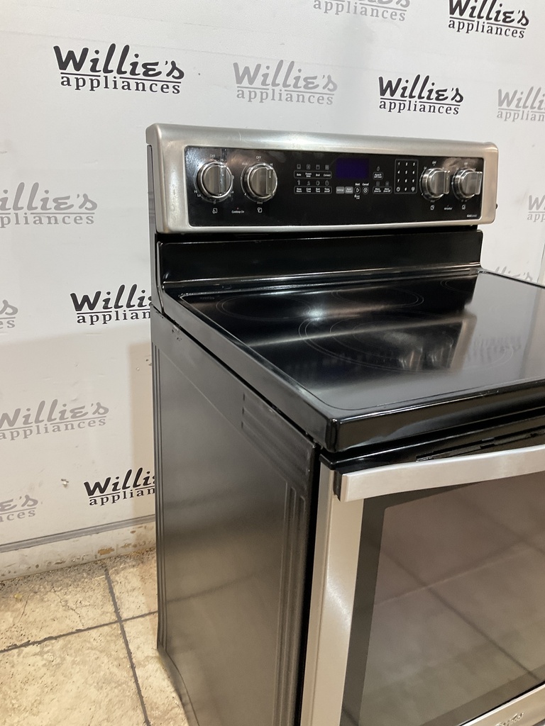 Whirlpool Electric Stove 220volts (40/50 AMP) 30inches {no cord} (stainless steel) 