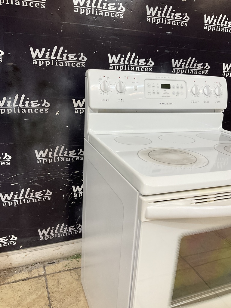 Frigidaire Electric Stove 220volts (40/50 AMP) 30inches {3 prong} (white) 
