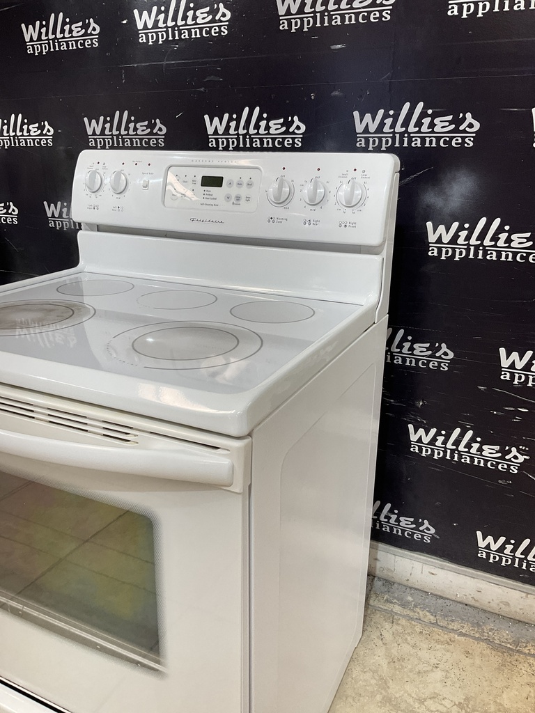 Frigidaire Electric Stove 220volts (40/50 AMP) 30inches {3 prong} (white) 