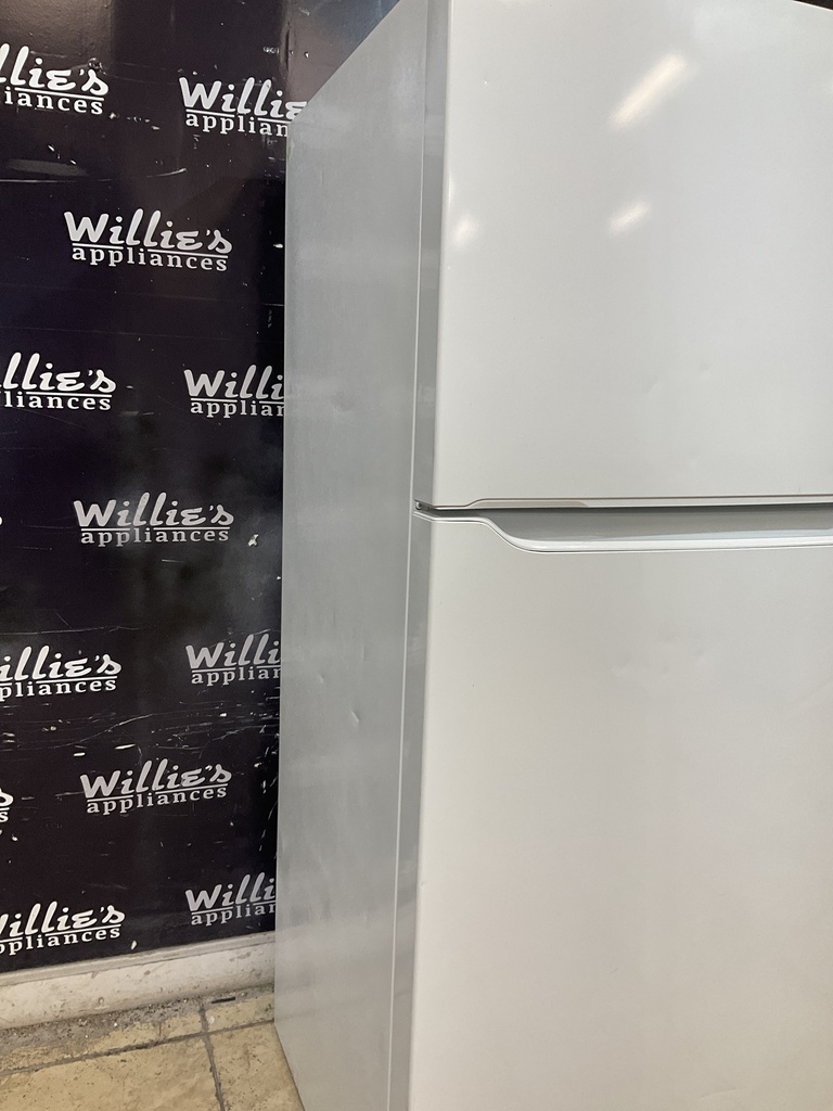 Frigidaire Refrigerator Top and Bottom 30x66 (White) 