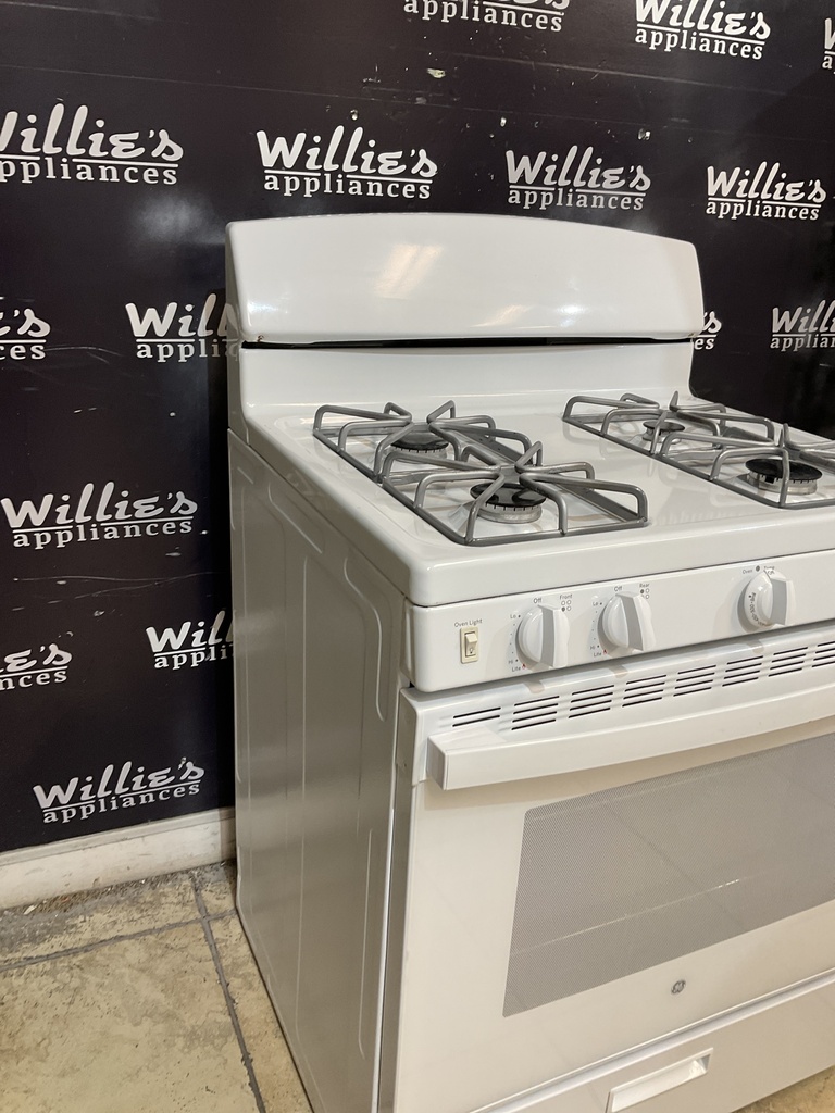 Ge Natural Gas Stove 30inches (White)
