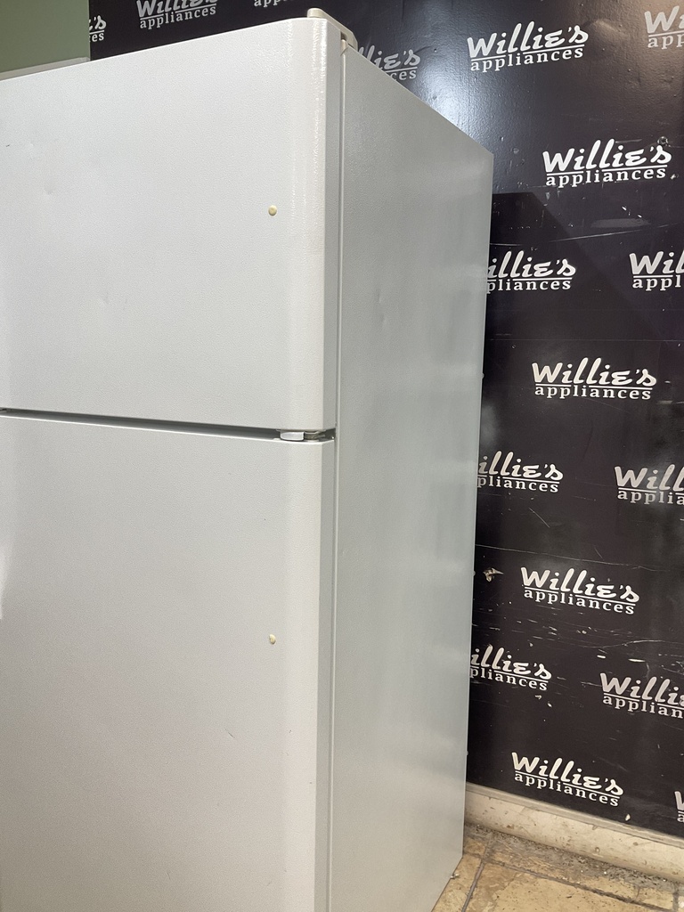 Kenmore Refrigerator Top and Bottom 30x69 (White) 