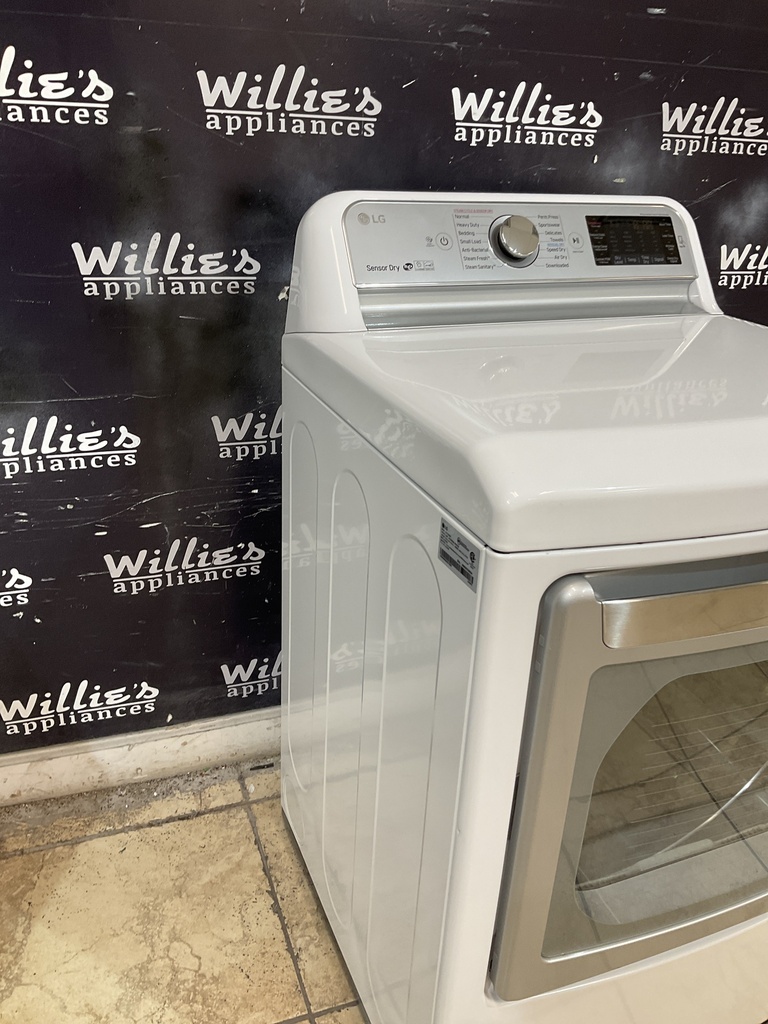 Lg Electric Dryer 220volts (30 AMP) 27inches {4 prong} (White) 
