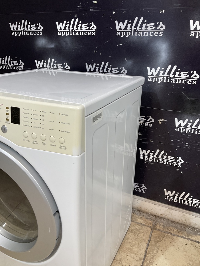 Lg Electric Dryer 220volts (30 AMP) 27inches {4 prong} (White)