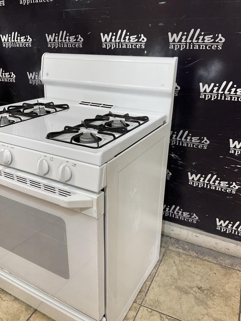 Ge Natural Gas Stove 30inches (White) 