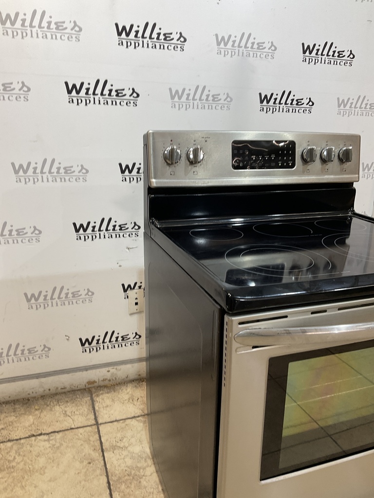 Frigidaire Electric Stove 220volts (40/50 AMP) 30inches {3 prong} (Stainless steel) 
