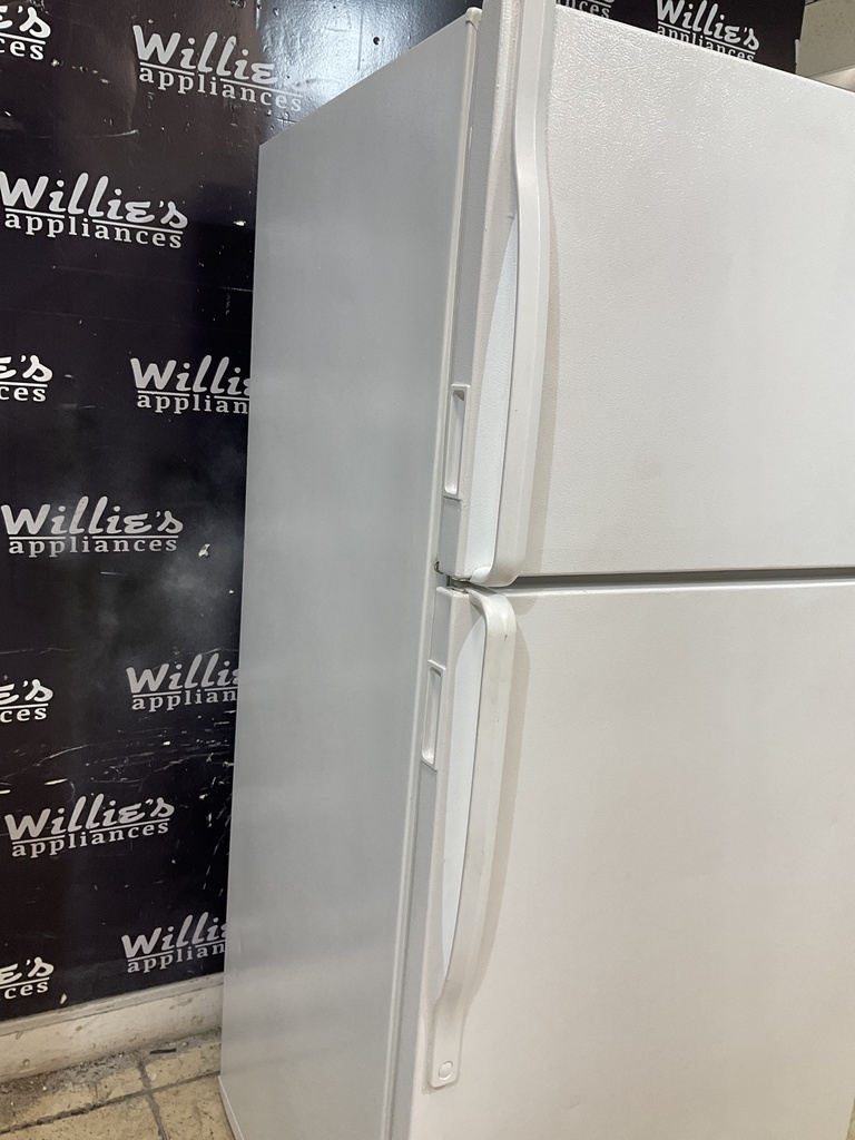 Whirlpool Refrigerator Top and Bottom 28x62 (White) 