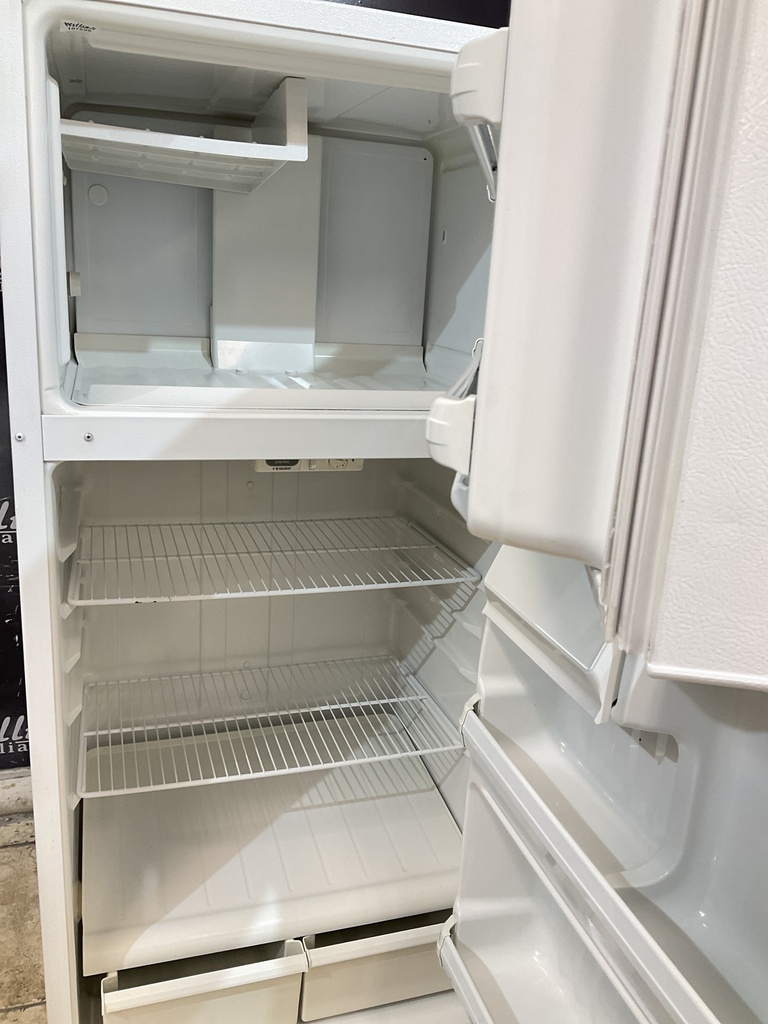 Hotpoint Refrigerator Top and Bottom 28x61 1/2” (White)