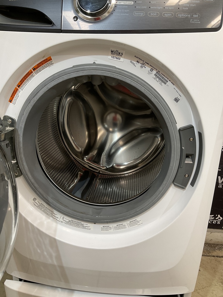Electrolux Washer Front-load 27inches (white) 