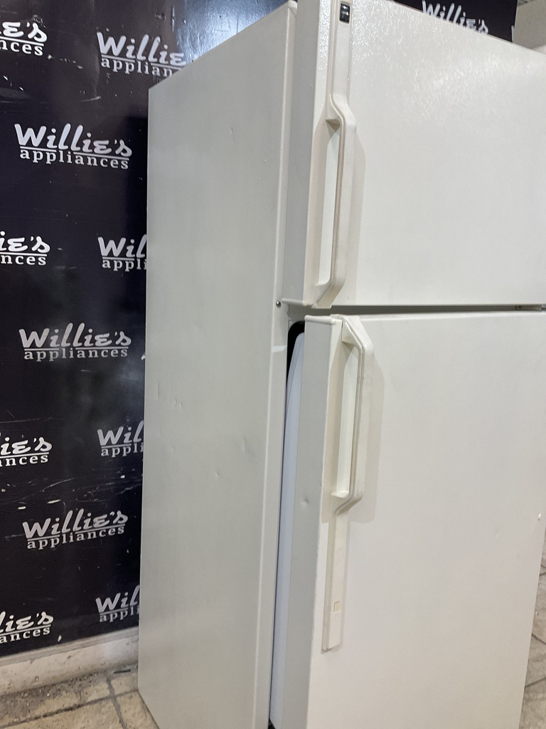 Hotpoint Refrigerator Top and Bottom 28x64 1/2” (Bisque)