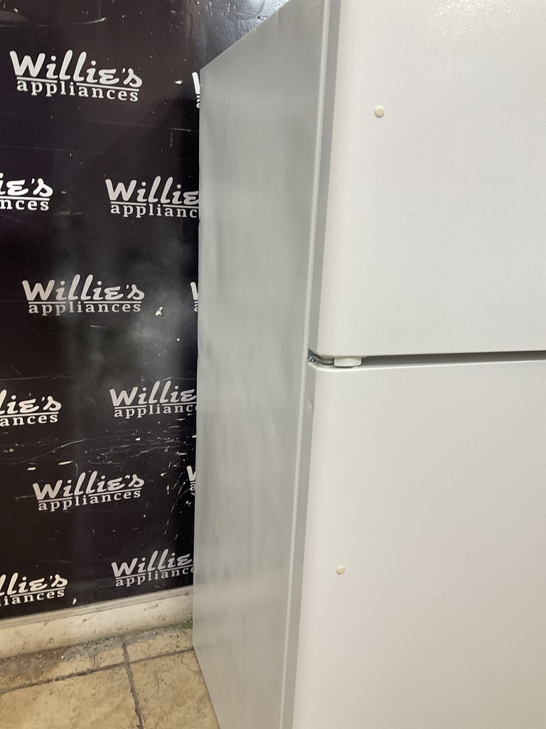 Kenmore Refrigerator Top and Bottom 28x60 (White) 