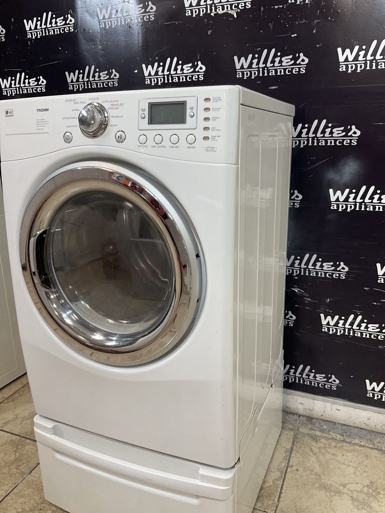 Lg Electric Dryer 220volts (30 AMP) 27inches {3 prong} (white)