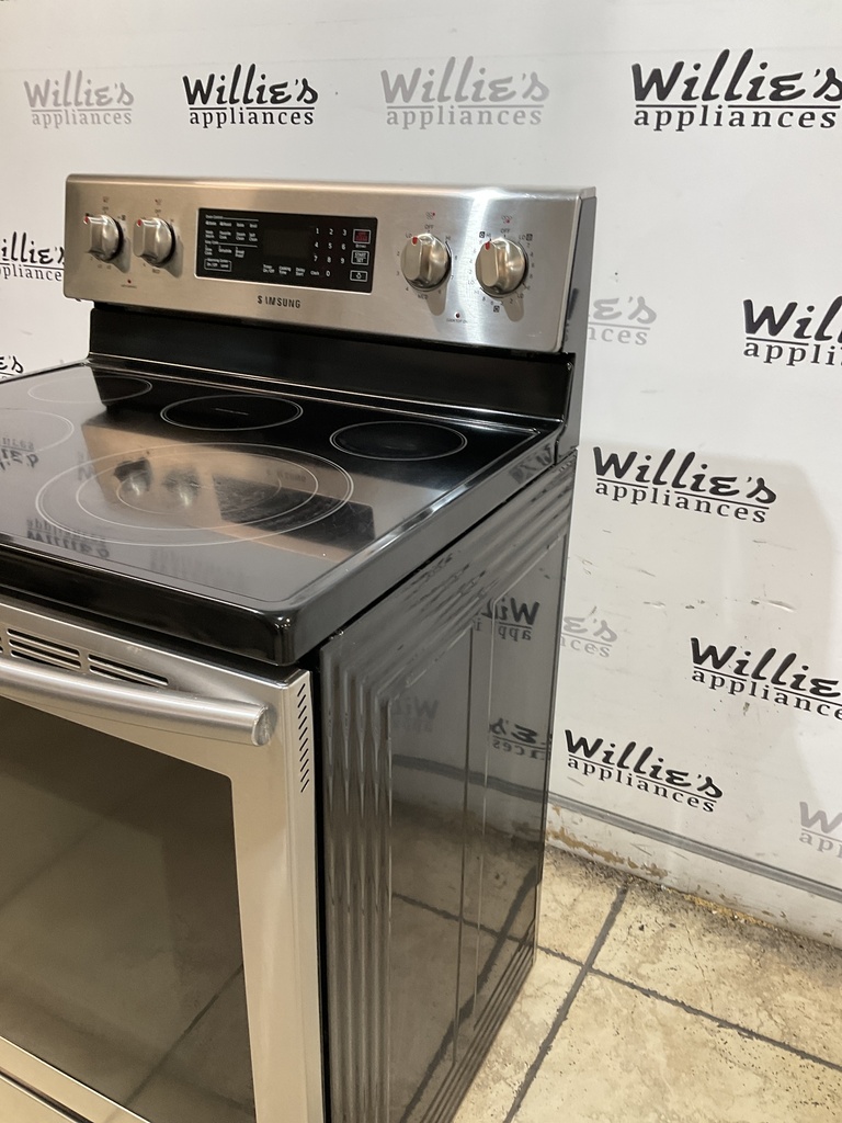 Samsung Electric Stove 220volts (40/50 AMP) 30inches {no cord} (Stainless steel) 