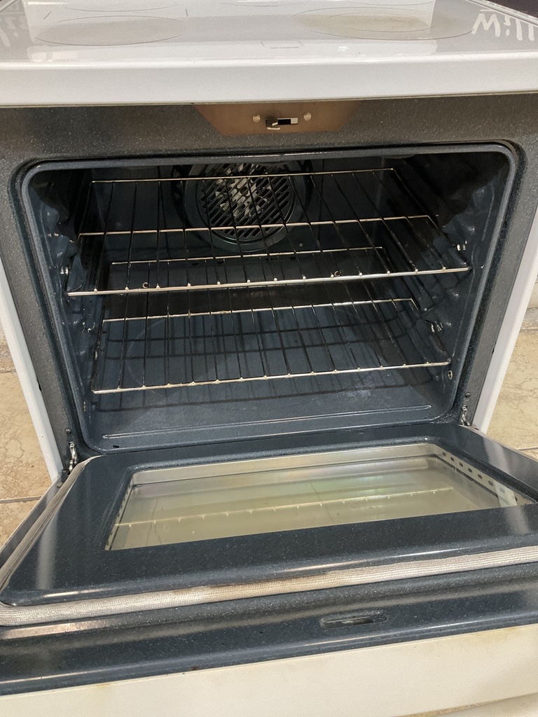 Ge Electric Stove Electric Stove 220volts (40/50 AMP) 30inches {no cord} (white) 