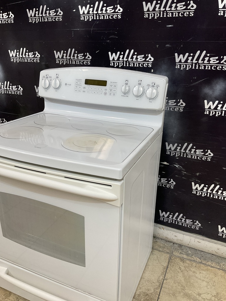 Ge Electric Stove Electric Stove 220volts (40/50 AMP) 30inches {no cord} (white) 