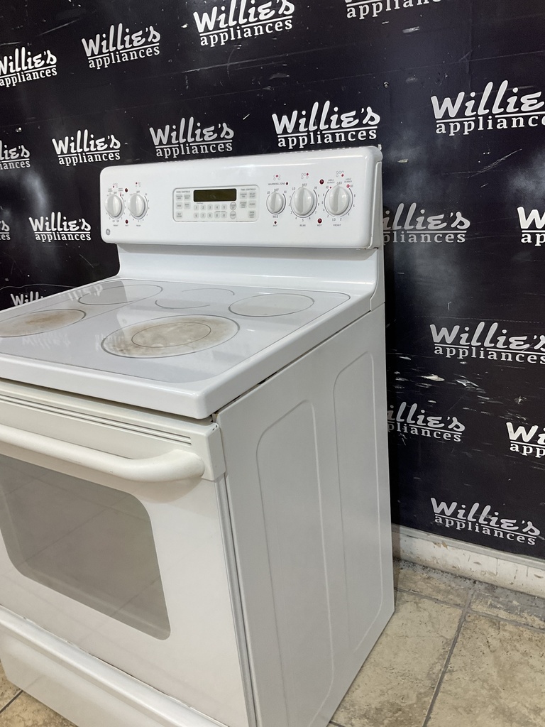 Ge Electric Stove 220volts (40/50 AMP) 30inches {3 prong} (White) 