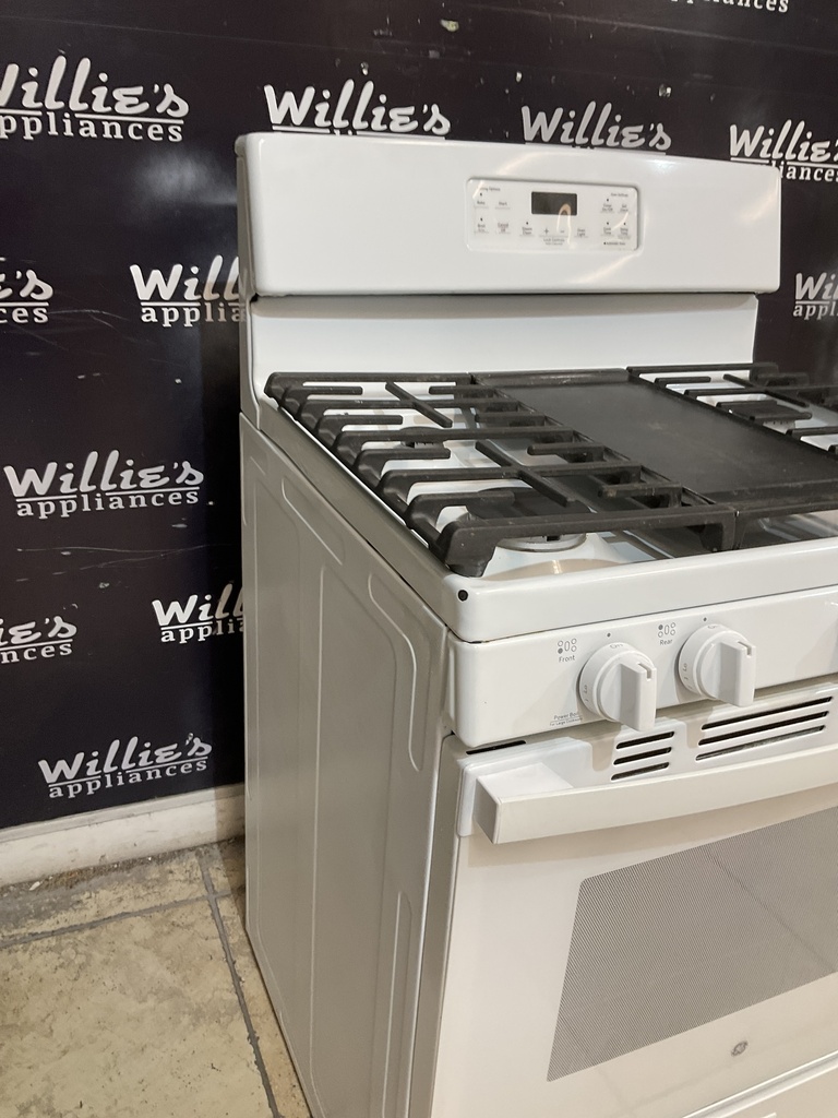 Ge Natural Gas Stove 30inches (White’)