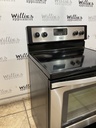 Whirlpool Electric Stove 30inches {no cord} 