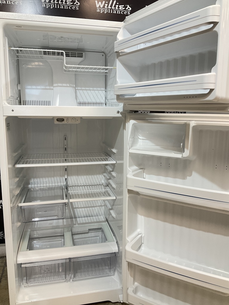 Ge Refrigerator Top and Bottom 28x67 (White) 