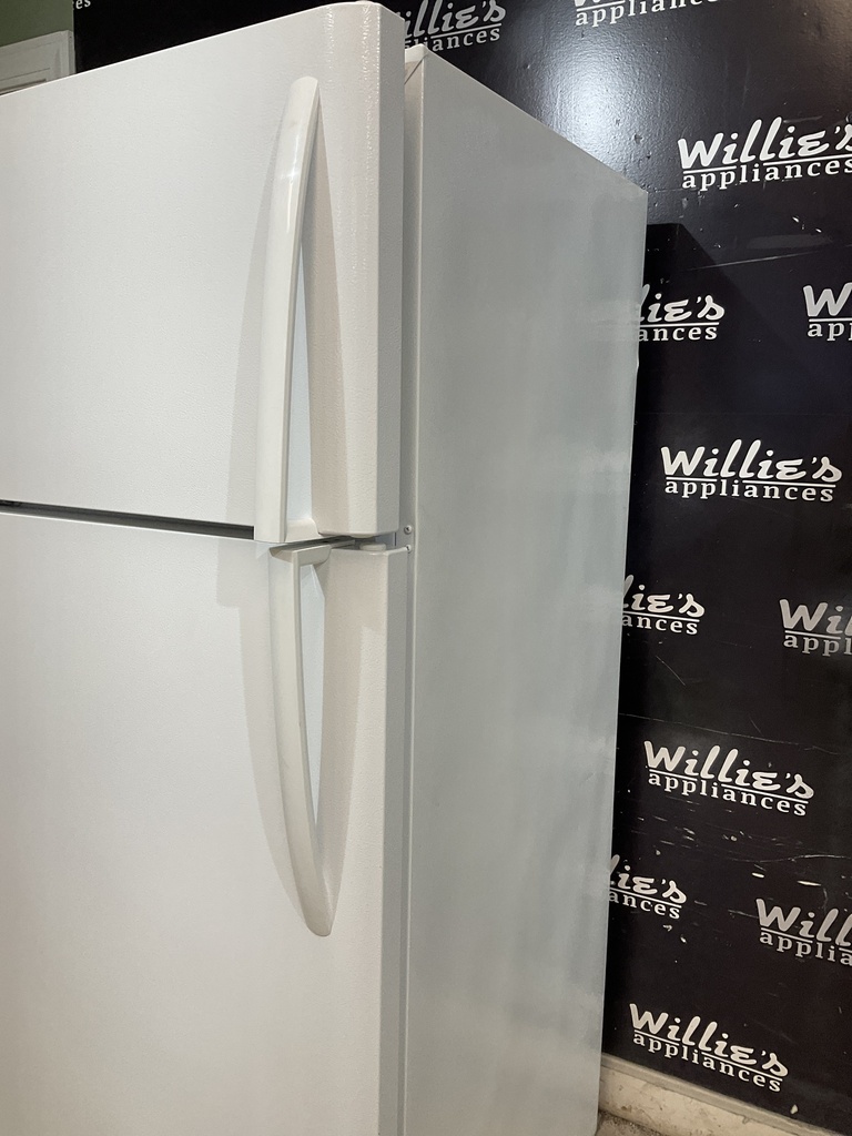 Ge Refrigerator Top and Bottom 30x66 (White) 