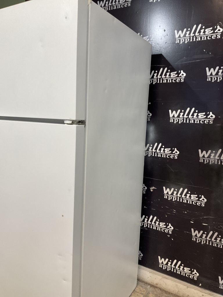 Frigidaire Refrigerator Top and Bottom 30x66 (White) 