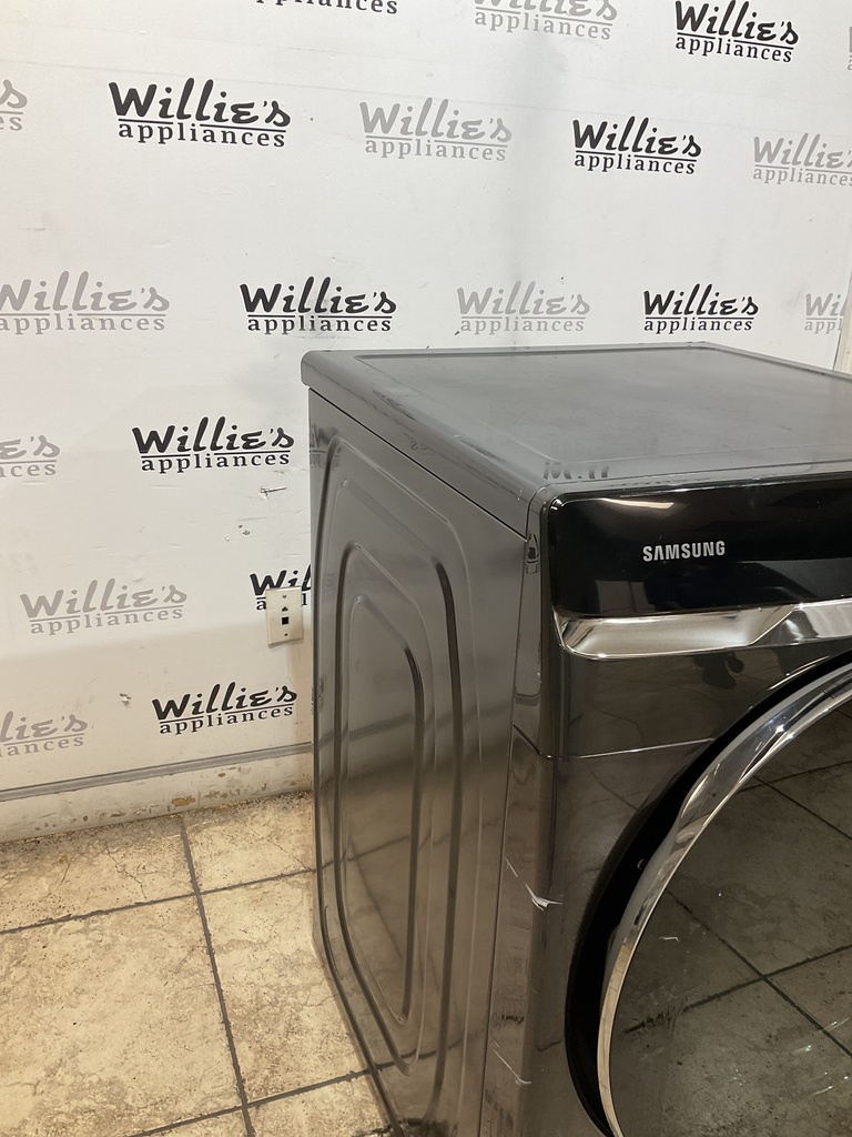 Samsung Electric Dryer 220volts (30 AMP) 27inches (3 prong} (Black)