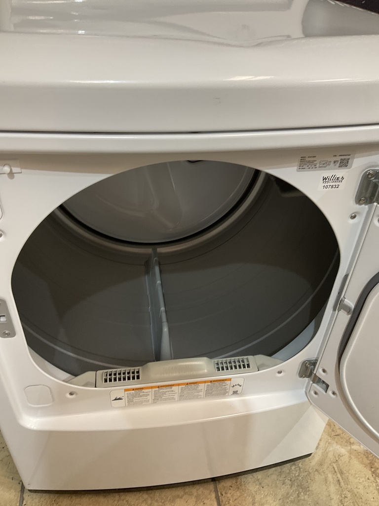 Lg Electric Dryer 220volts (30 AMP) 27inches {3 prong} (White) 