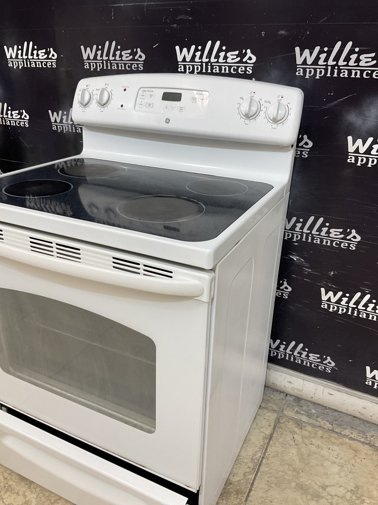 Ge Electric Stove 220volts (40/50 AMP) 30inches {no cord} (White) 
