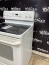 Ge Electric Stove 220volts (40/50 AMP) 30inches {no cord} (White) 