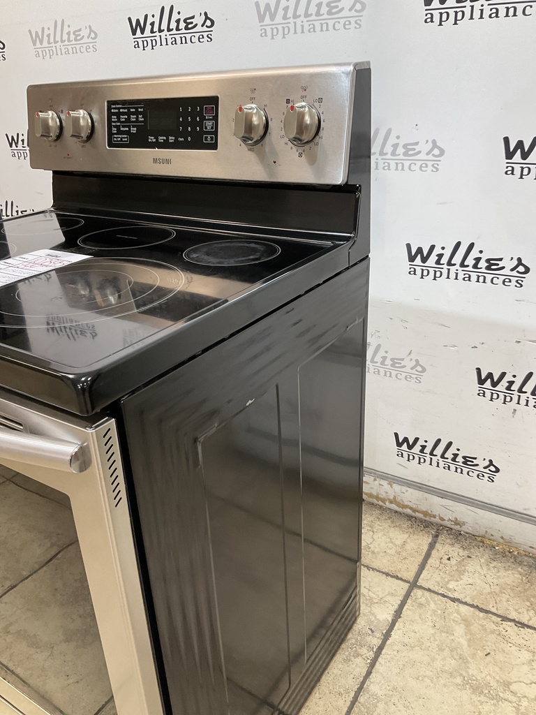 Samsung Electric Stove 220volts (40/50 AMP) 30inches {3 prong} (Stainless steel ) 