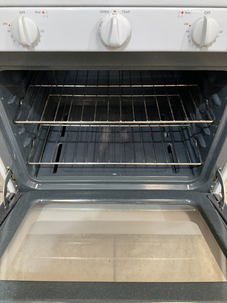 Hotpoint Natural Gas Stove 30inches (white) 