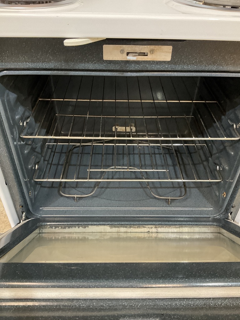 Ge Electric Stove 220volts (40/50 AMP) 30inches {no cord} (White) 